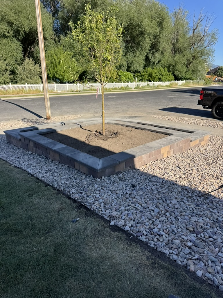 Retaining Walls project by EC Hardscape & Concrete