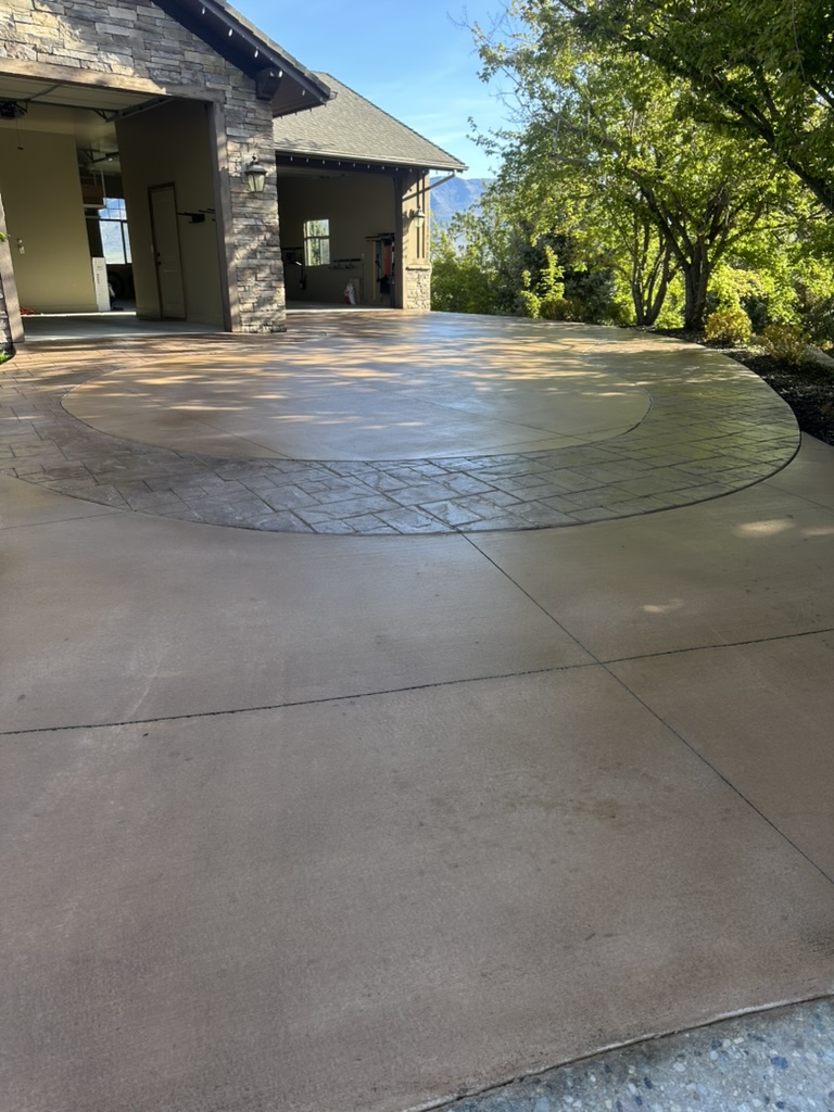 Driveways project by EC Hardscape & Concrete